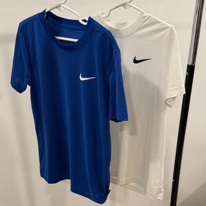 Nike Boy’s Short Sleeve Tees in Blue and White size S